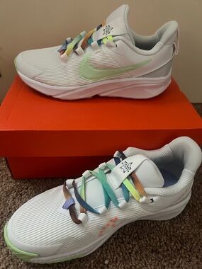 Nike Star Runner Sneakers with Pastel Multicolor Accents